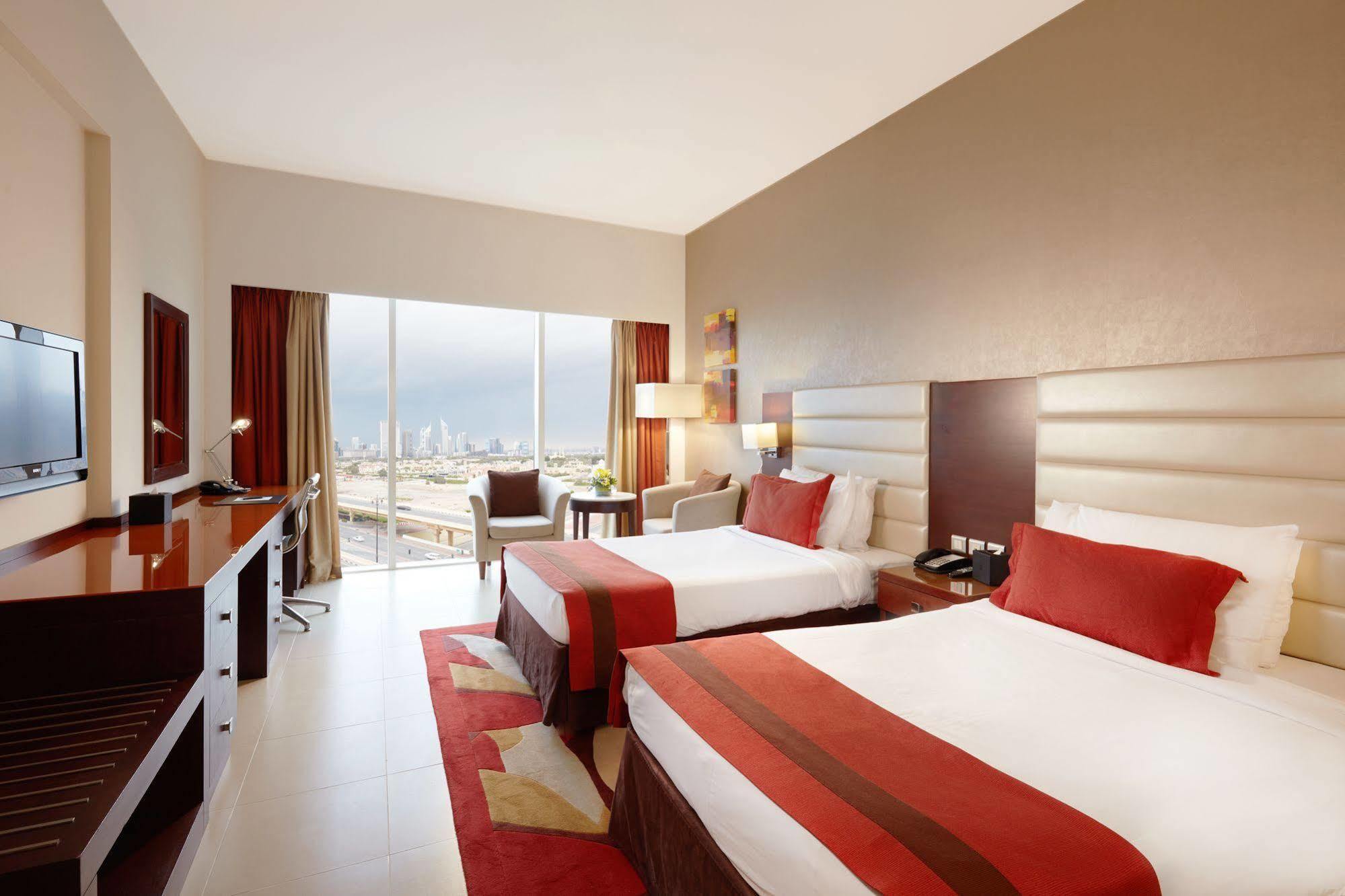 Hotel Millennium Central Downtown Dubai Esterno foto